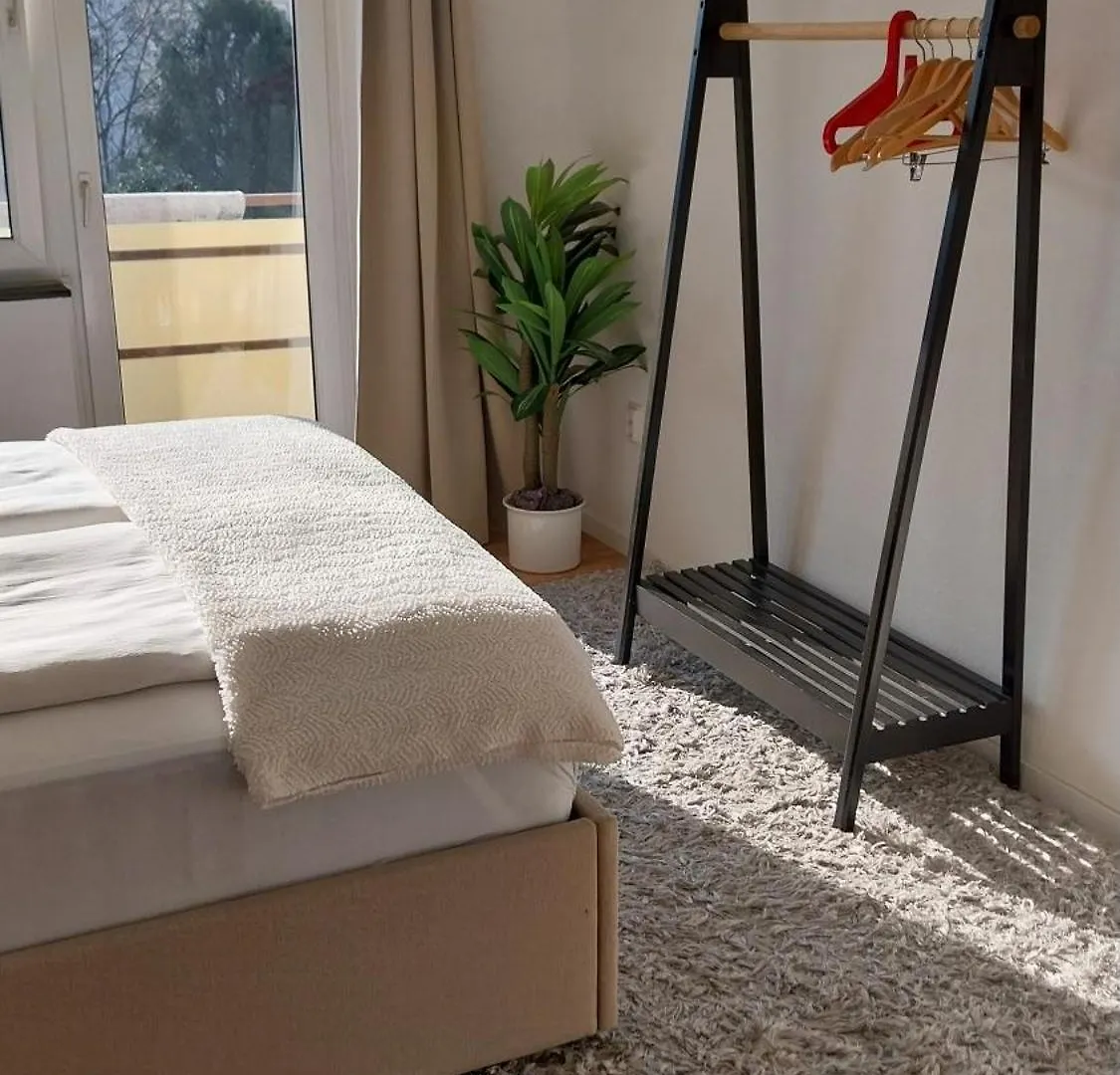 Family Friendly Work From Home 2Br, Balcony, Wifi, Netflix, Near Basf Ludwigshafen am Rhein Deutschland